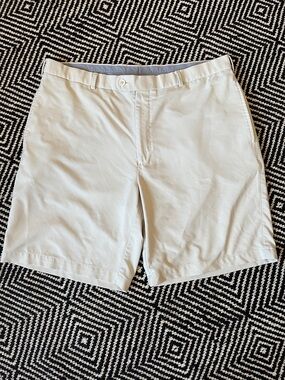 Peter Millar Golf Shorts 36